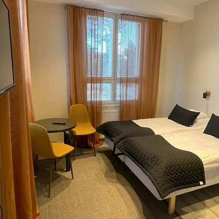 Kuukkeli Ivalo Airport Inn Kültér fotó
