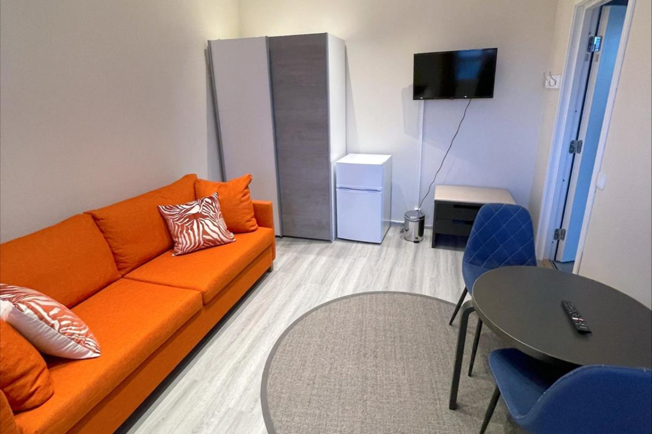 Kuukkeli Ivalo Airport Inn Kültér fotó